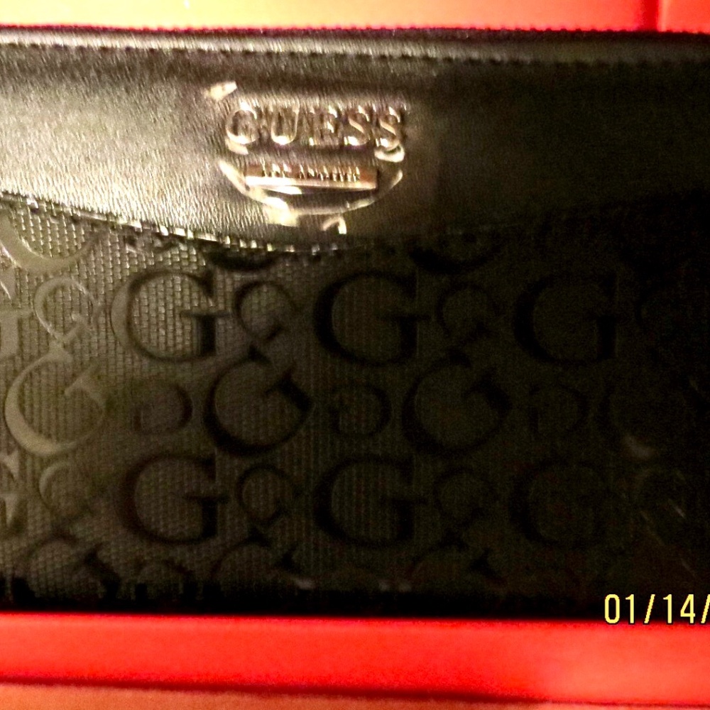 NWT Black Guess Wallet with Vegan Leather - Picture 3 of 7